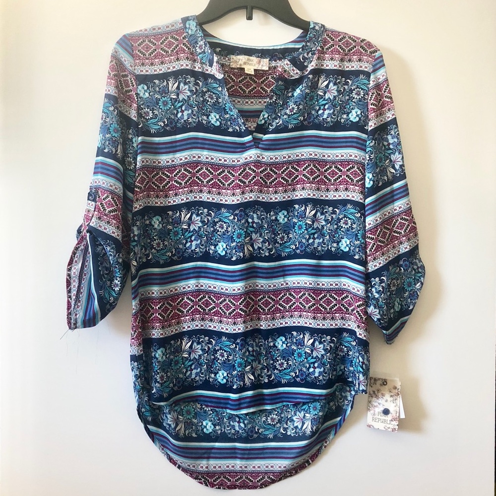 Pink Republic-Junior’s blouse-New With Tag-size XS